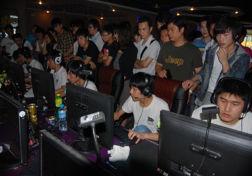 尴尬！T1成为首支在449天内拿到5个亚军的队伍